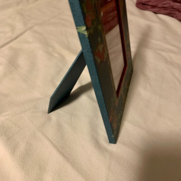 Beautiful Michele Studio Frame - Picture 4 of 6